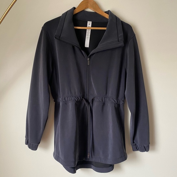 Lululemon Softstreme Cinch Waist Full Zip Jacket Size 6 - Picture 5 of 11